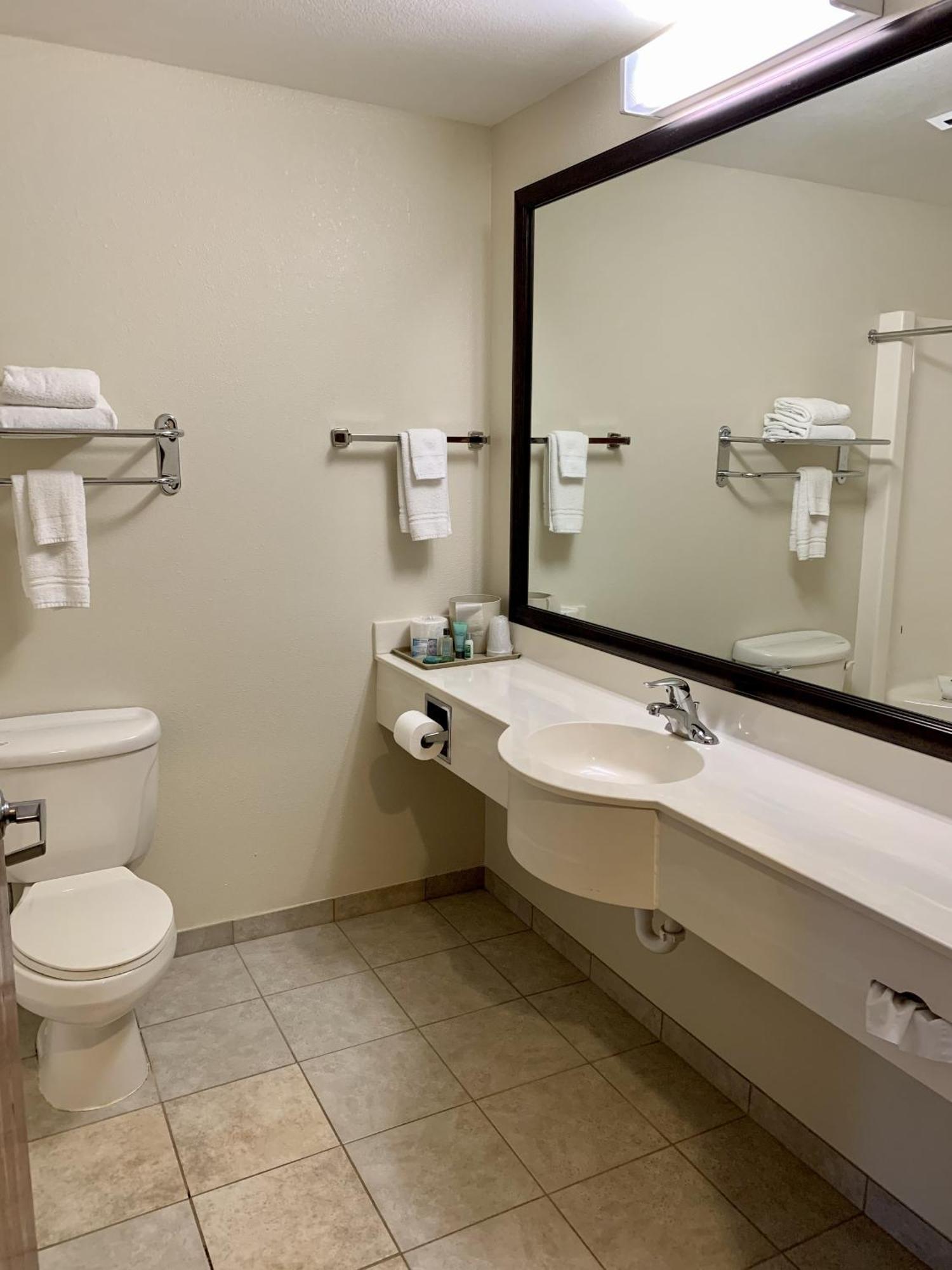 Grandstay Hotel & Suites Becker Ngoại thất bức ảnh